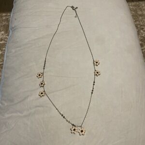 Gold‎ And White Enamel Flower Chain Necklace